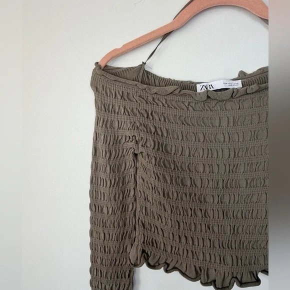 Zara Olive Green Smocked Crop Top – Long Sleeve – Size M - Picture 7 of 17